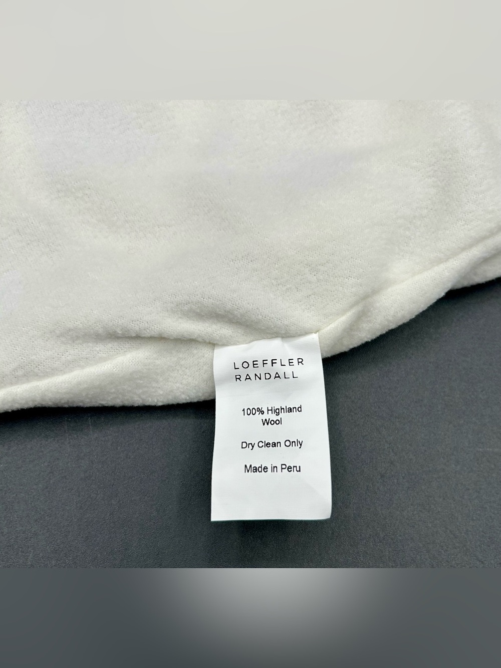 LOEFFLER RANDALL Beanie 100% Wool. - Picture 7 of 9